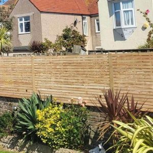 Larch Slatted Fence Panels Venetian Horizontal (4)