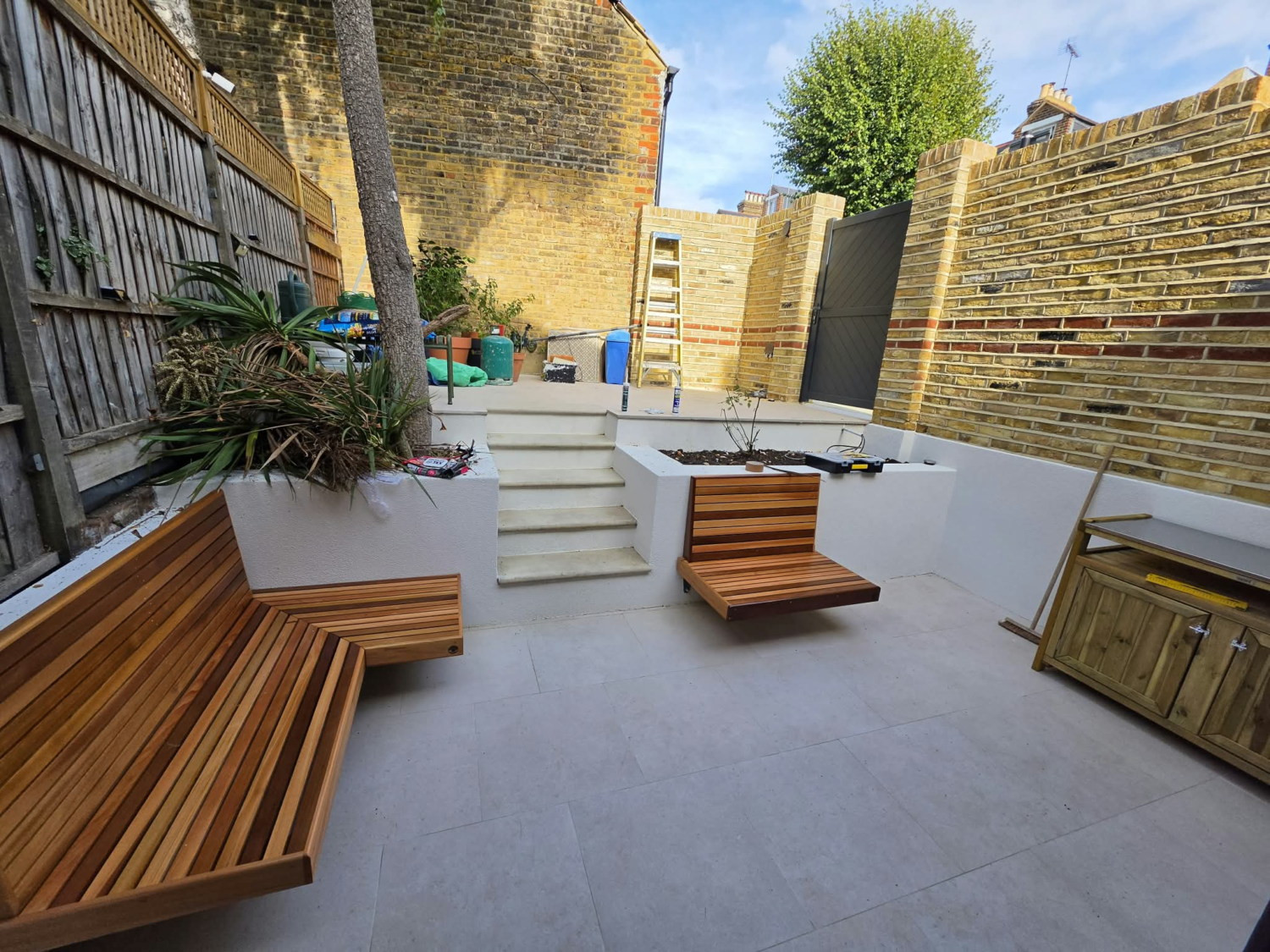 Cedar Floating Garden Bench/Seat with Backrest